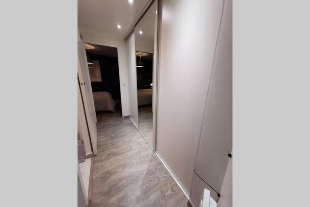 Appartement F2 Cosy Proche De L'Hyper Centre Caen Zewnętrze zdjęcie